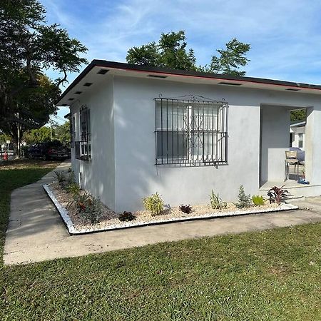 Villa Clara Suite - Little Havana Miami Buitenkant foto