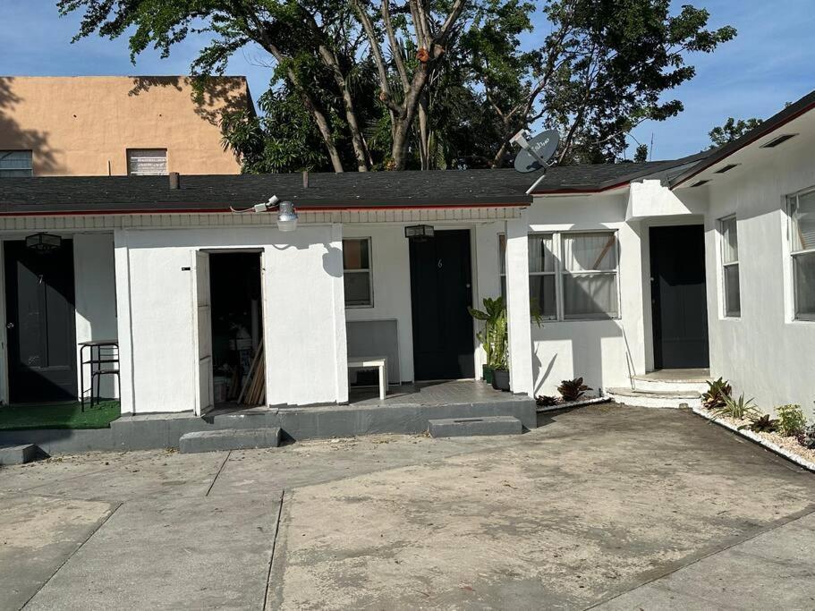 Villa Clara Suite - Little Havana Miami Buitenkant foto